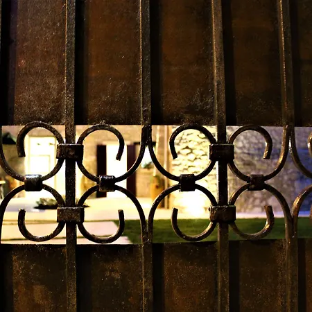 Arco Di Vino